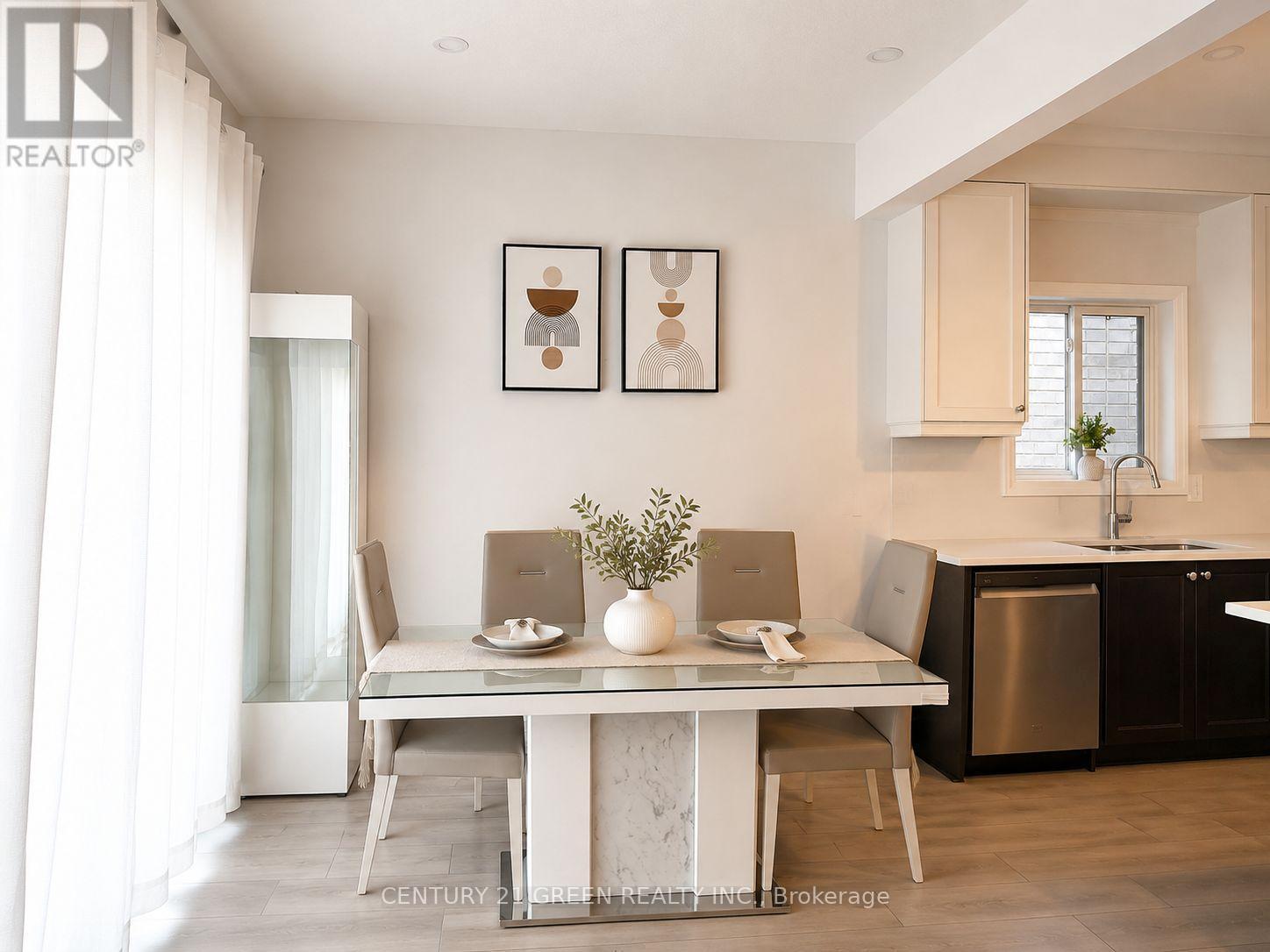 251 Clark Avenue, Kitchener, ON - Indoor