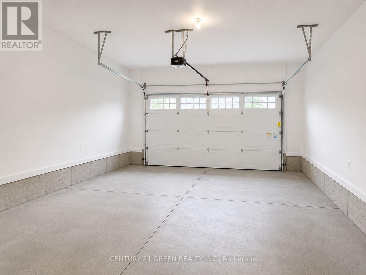 251 Clark Avenue, Kitchener, ON - Indoor Photo Showing Garage