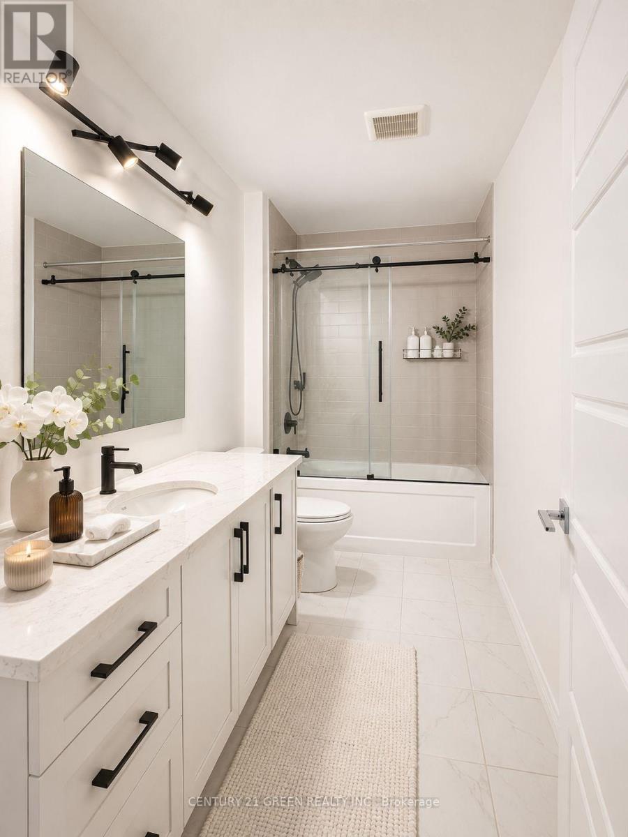 251 Clark Avenue, Kitchener, ON - Indoor Photo Showing Bathroom