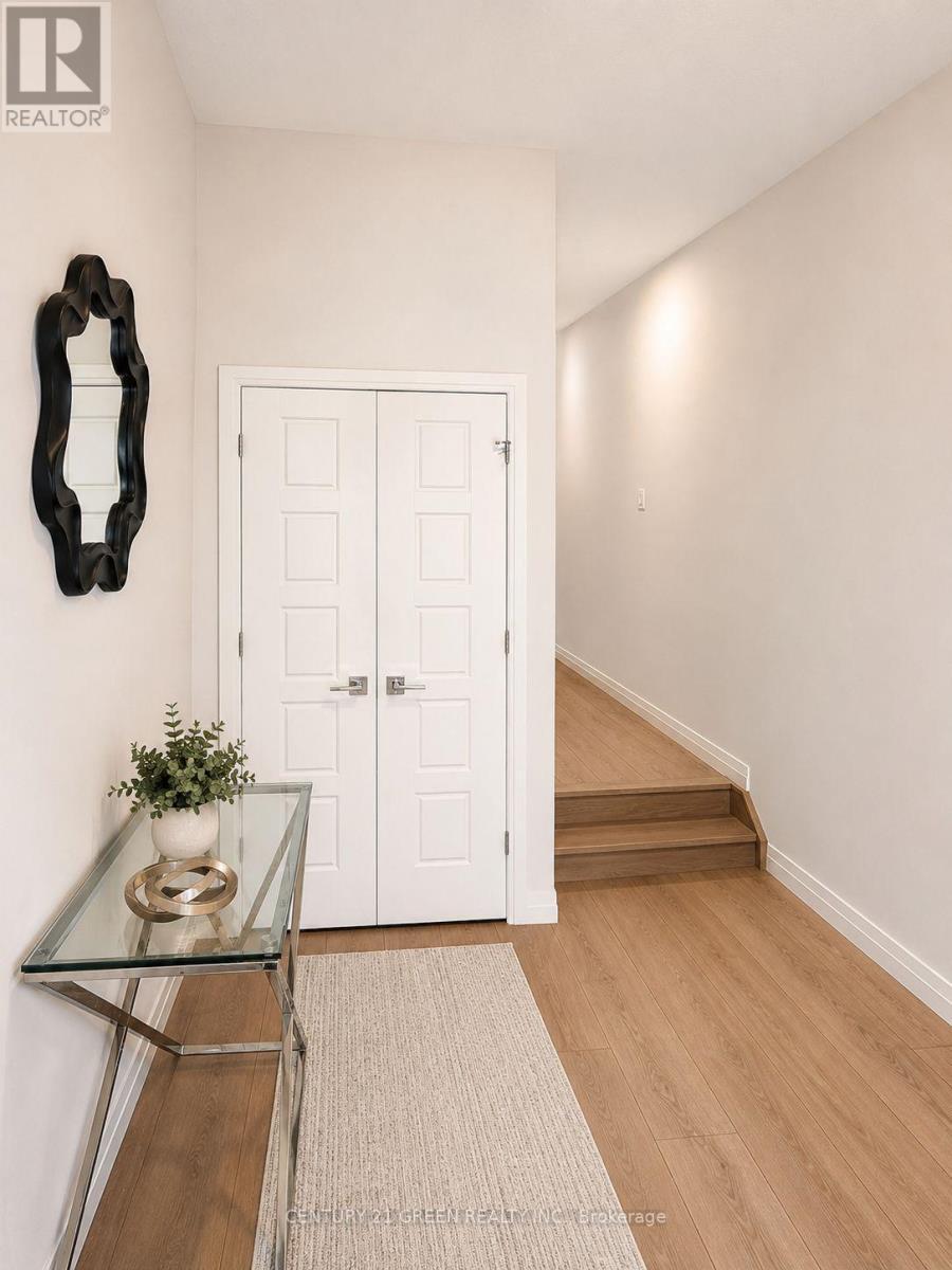 251 Clark Avenue, Kitchener, ON - Indoor Photo Showing Other Room
