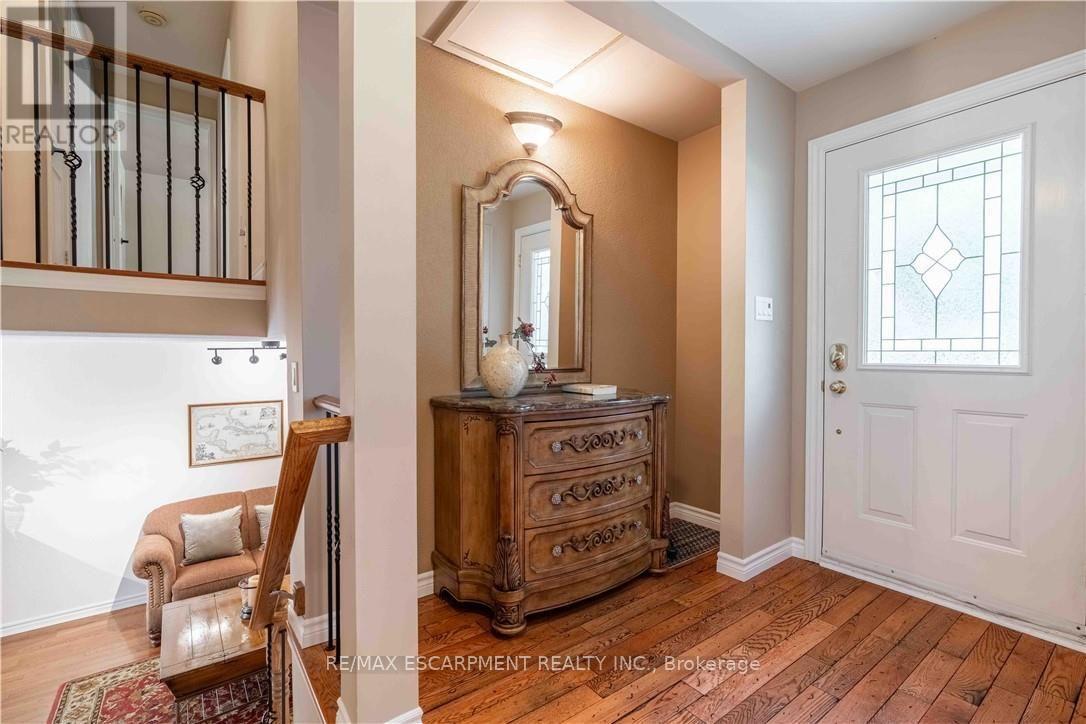 138 Judith Crescent, Hamilton, ON - Indoor Photo Showing Other Room