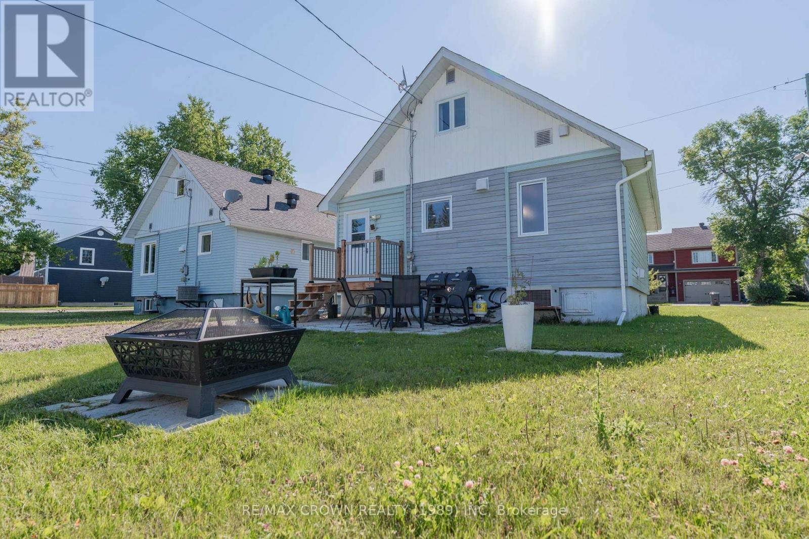 47 Devonshire Street, Kapuskasing, ON - Outdoor With Deck Patio Veranda
