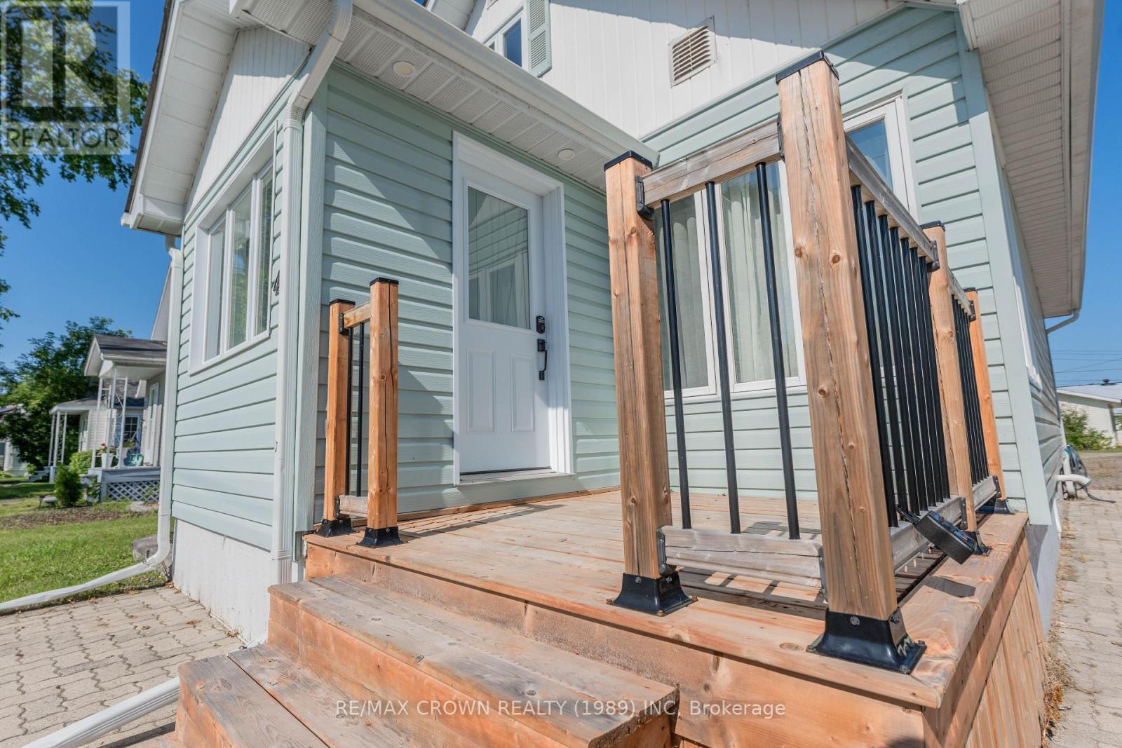 47 Devonshire Street, Kapuskasing, ON - Outdoor