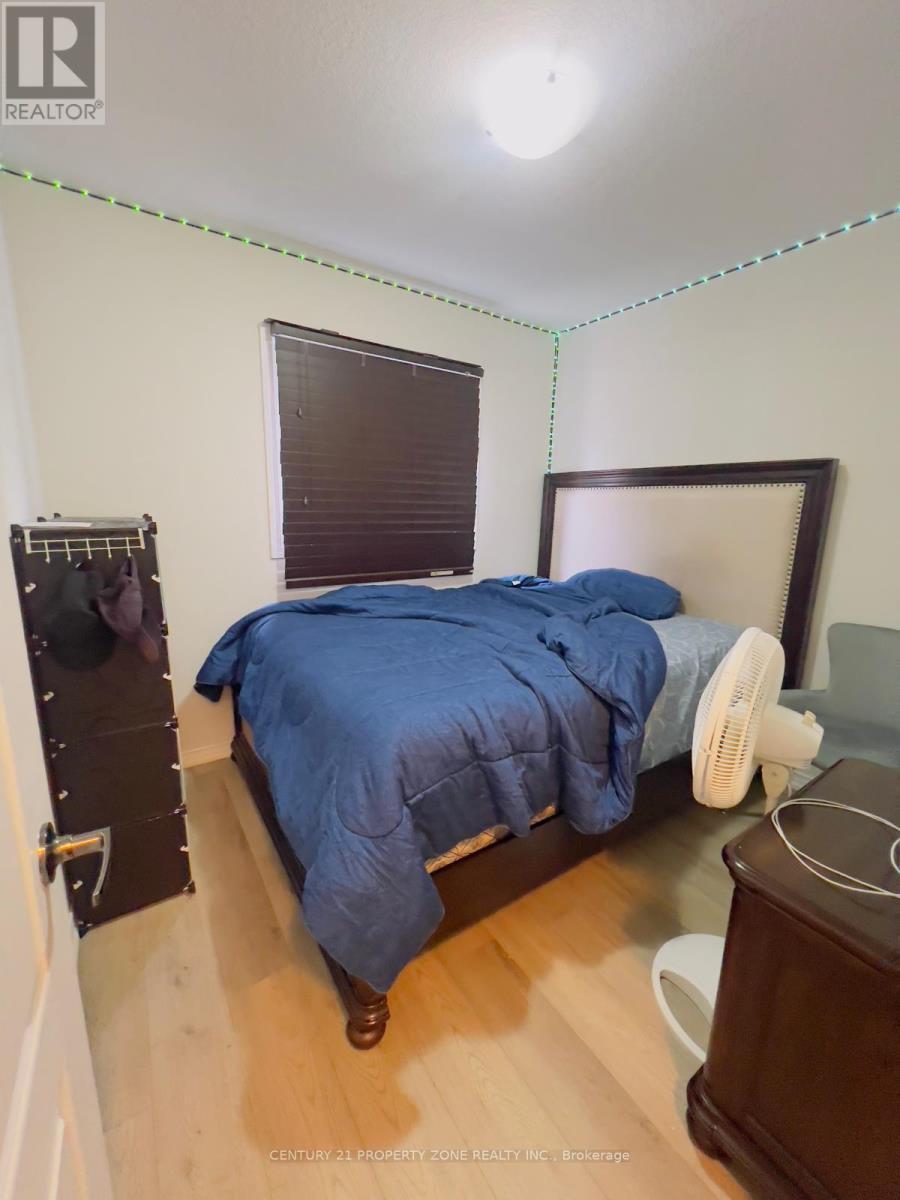 (Upper) - 3 Baffin Crescent, Brampton, ON - Indoor Photo Showing Bedroom