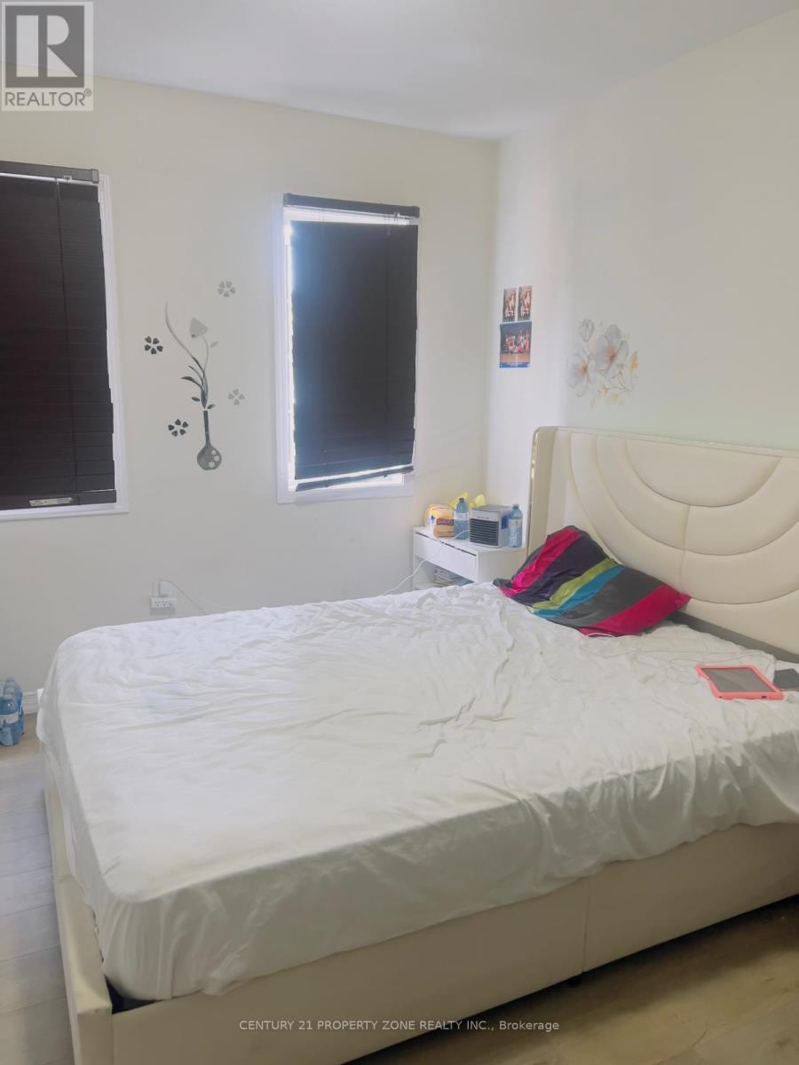 (Upper) - 3 Baffin Crescent, Brampton, ON - Indoor Photo Showing Bedroom