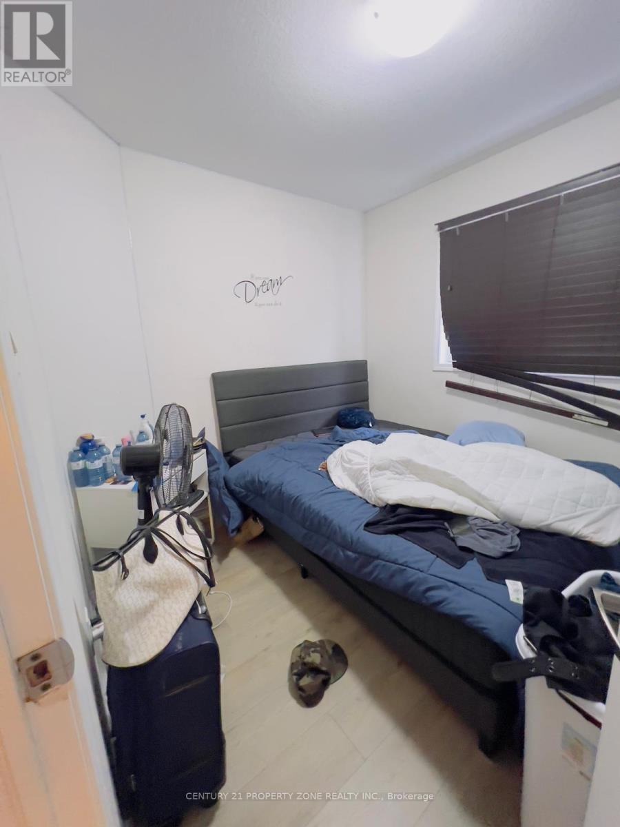 (Upper) - 3 Baffin Crescent, Brampton, ON - Indoor Photo Showing Bedroom
