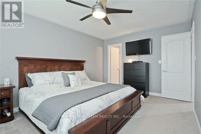 64 Melody Drive, Whitby, ON - Indoor Photo Showing Bedroom