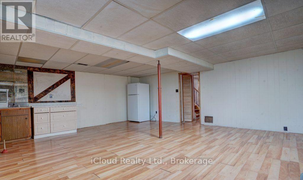 325 Dyson Road, Pickering, ON - Indoor