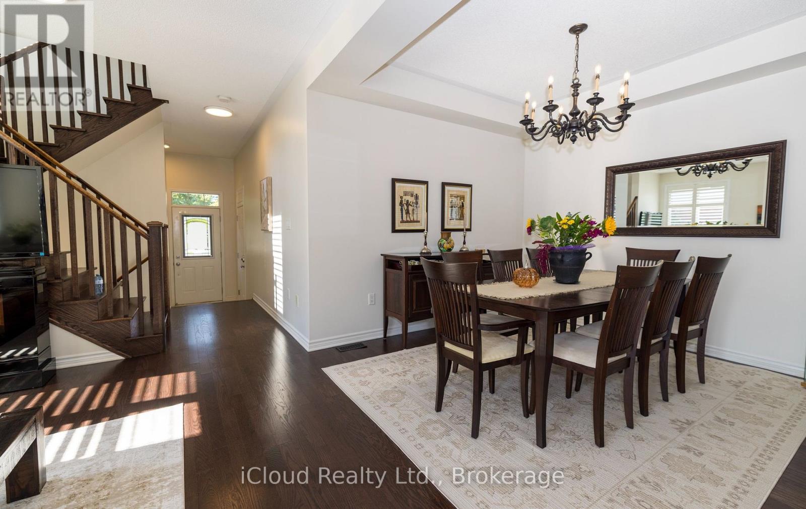 Dining Room - 954 Penson Crescent, Milton, ON - Indoor Photo Showing Dining Room
