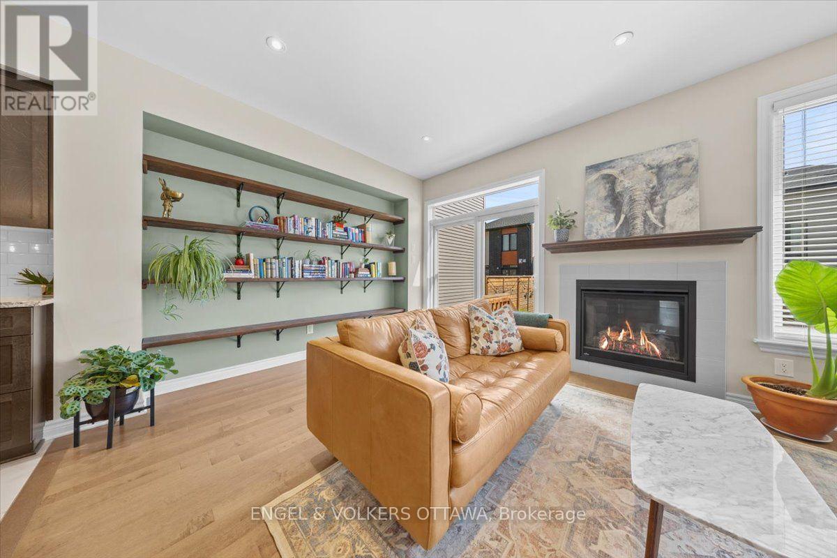 556 Triangle Street, Ottawa, ON - Indoor Photo Showing Living Room With Fireplace
