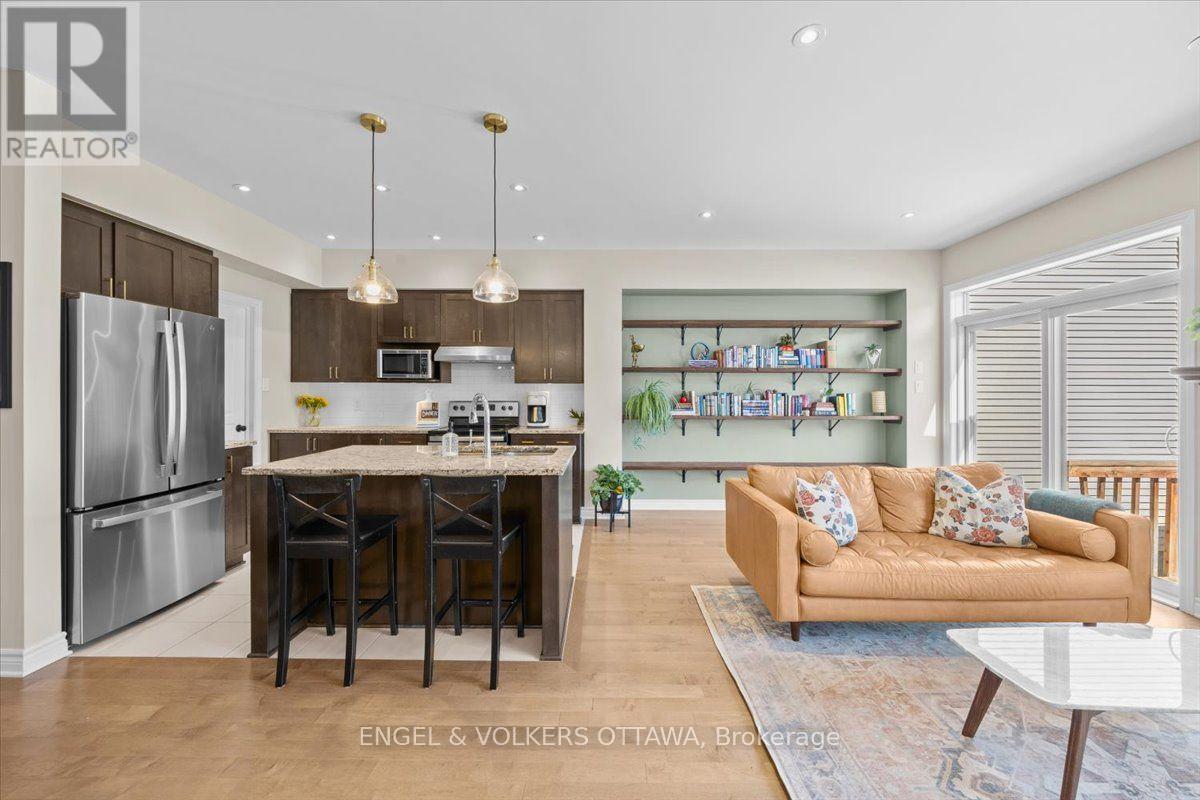 556 Triangle Street, Ottawa, ON - Indoor