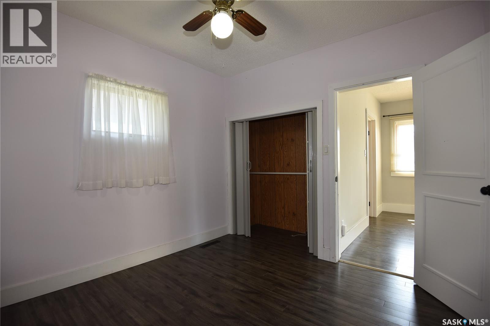 403 2Nd Street W, Nipawin, SK - Indoor Photo Showing Other Room