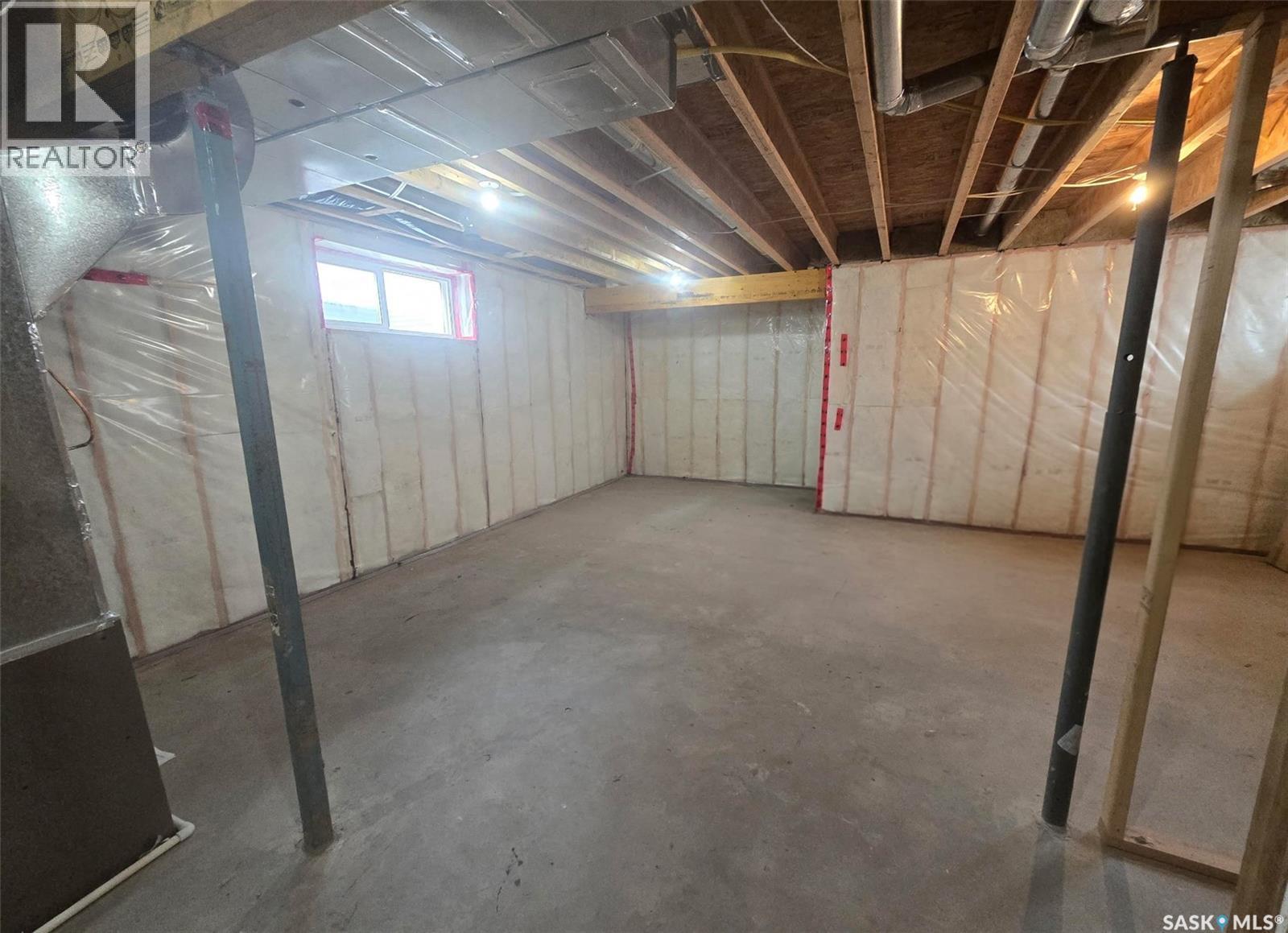 118 Stromberg Crescent, Saskatoon, SK - Indoor Photo Showing Basement