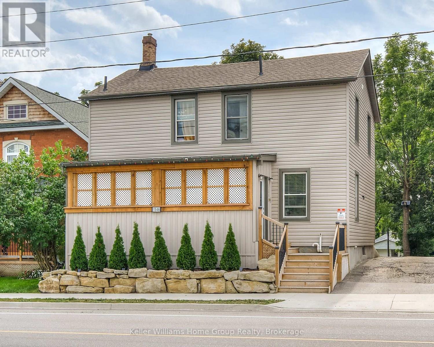 1346 King Street E, Cambridge, ON - Outdoor
