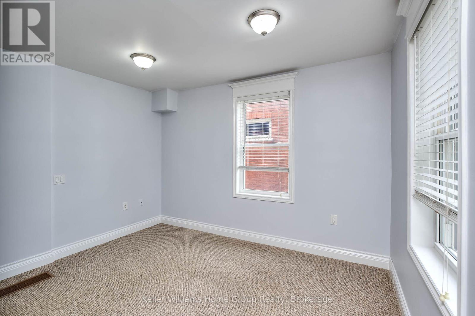 1346 King Street E, Cambridge, ON - Indoor Photo Showing Other Room