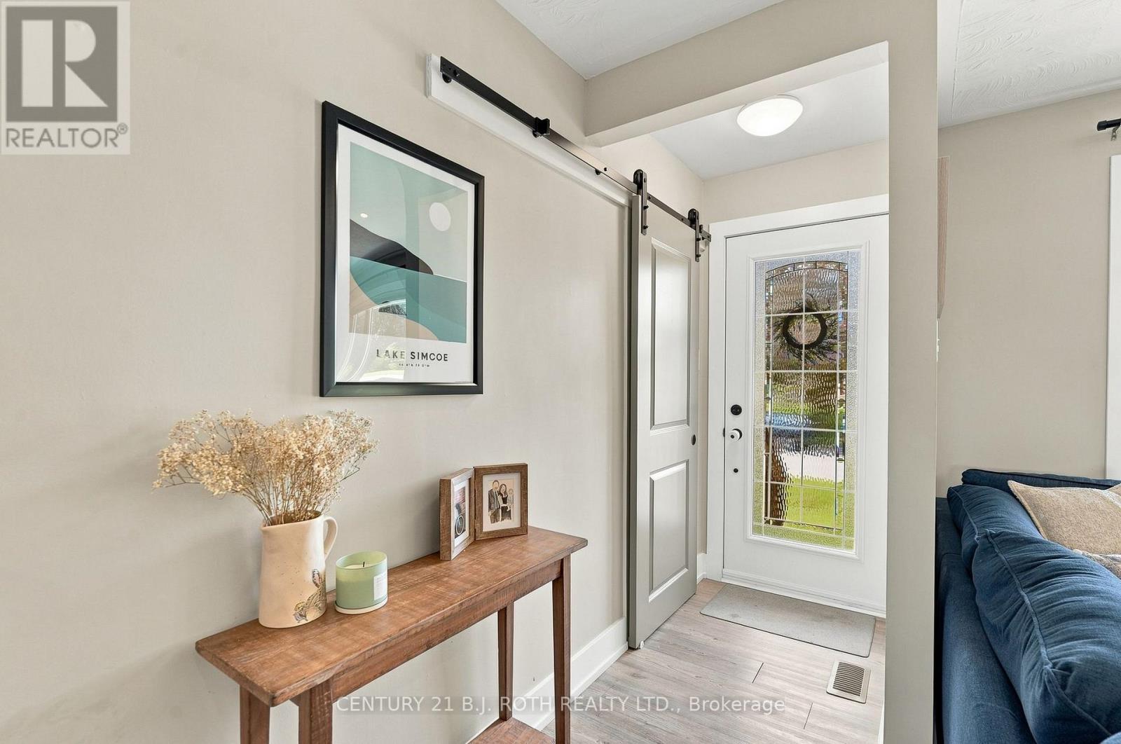 12 Bothwell Crescent, Barrie, ON - Indoor Photo Showing Other Room