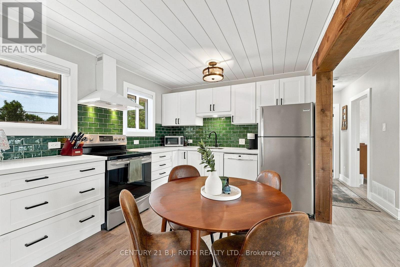 12 Bothwell Crescent, Barrie, ON - Indoor