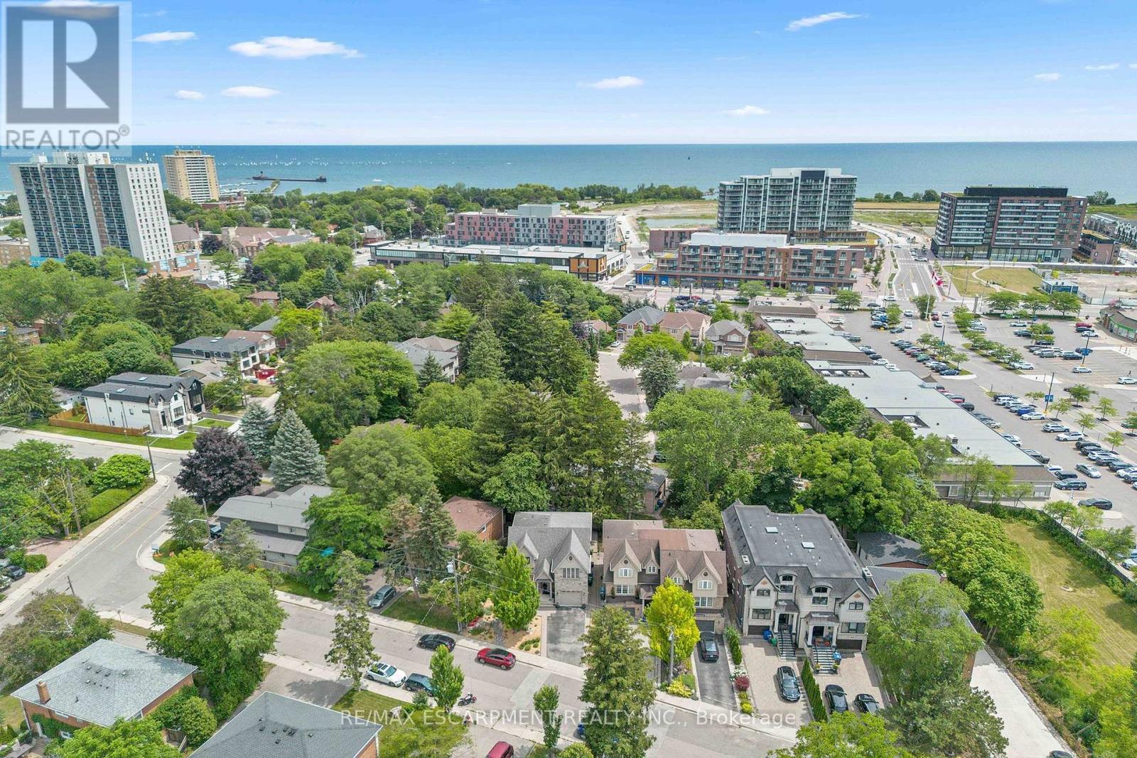 85 Park Street W, Mississauga, ON - Outdoor With Body Of Water With View