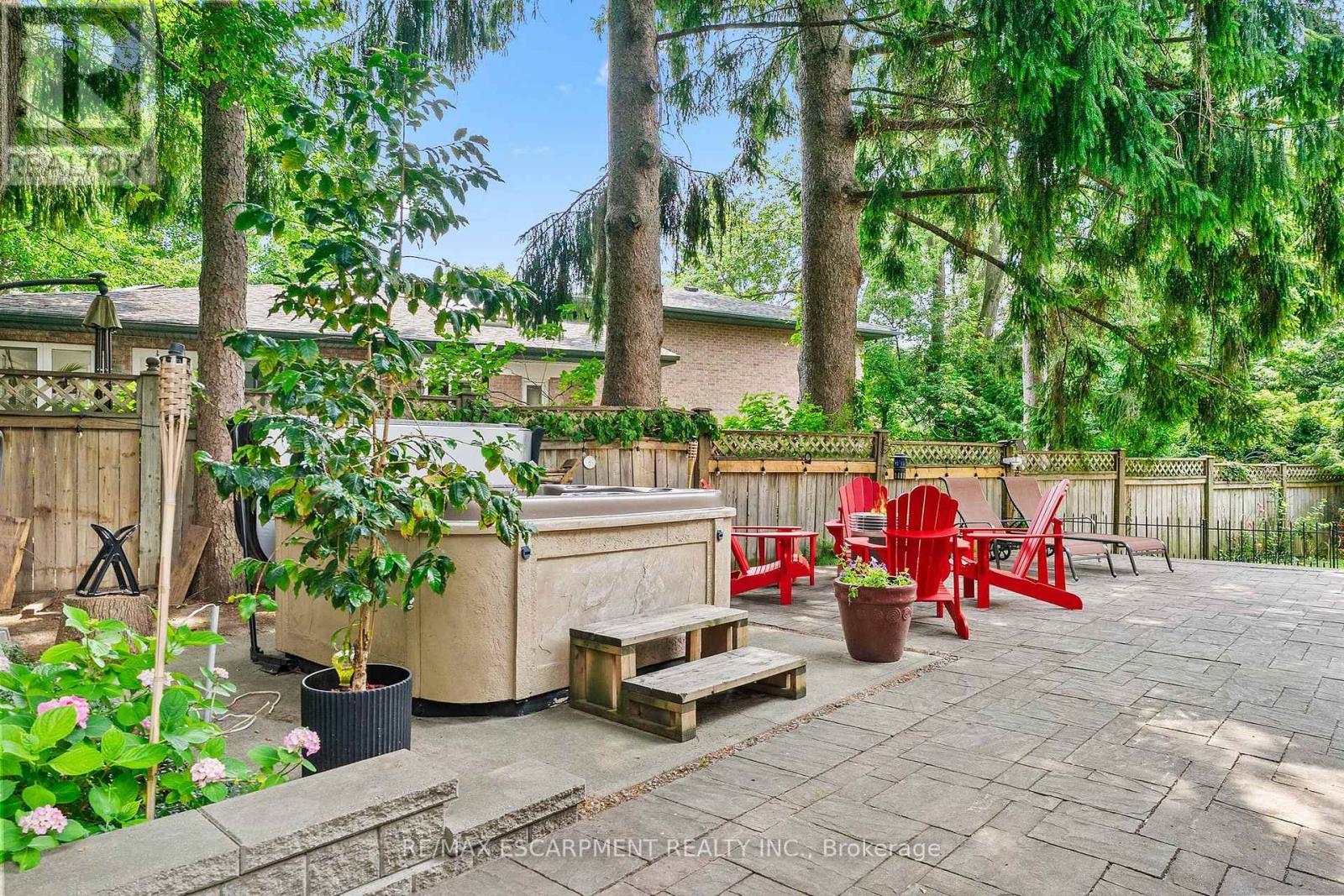 85 Park Street W, Mississauga, ON - Outdoor