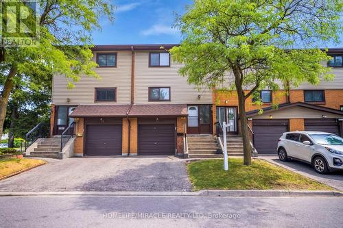 25 CARLETON PLACE  Brampton, ON L6T 3Z4