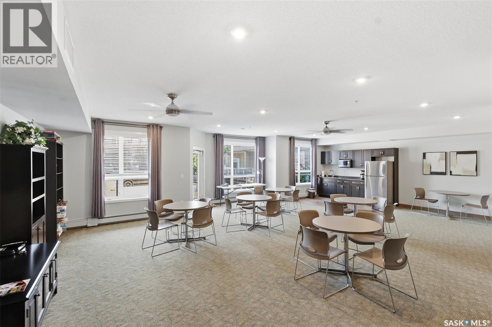 310 1025 Moss Avenue, Saskatoon, SK - Indoor