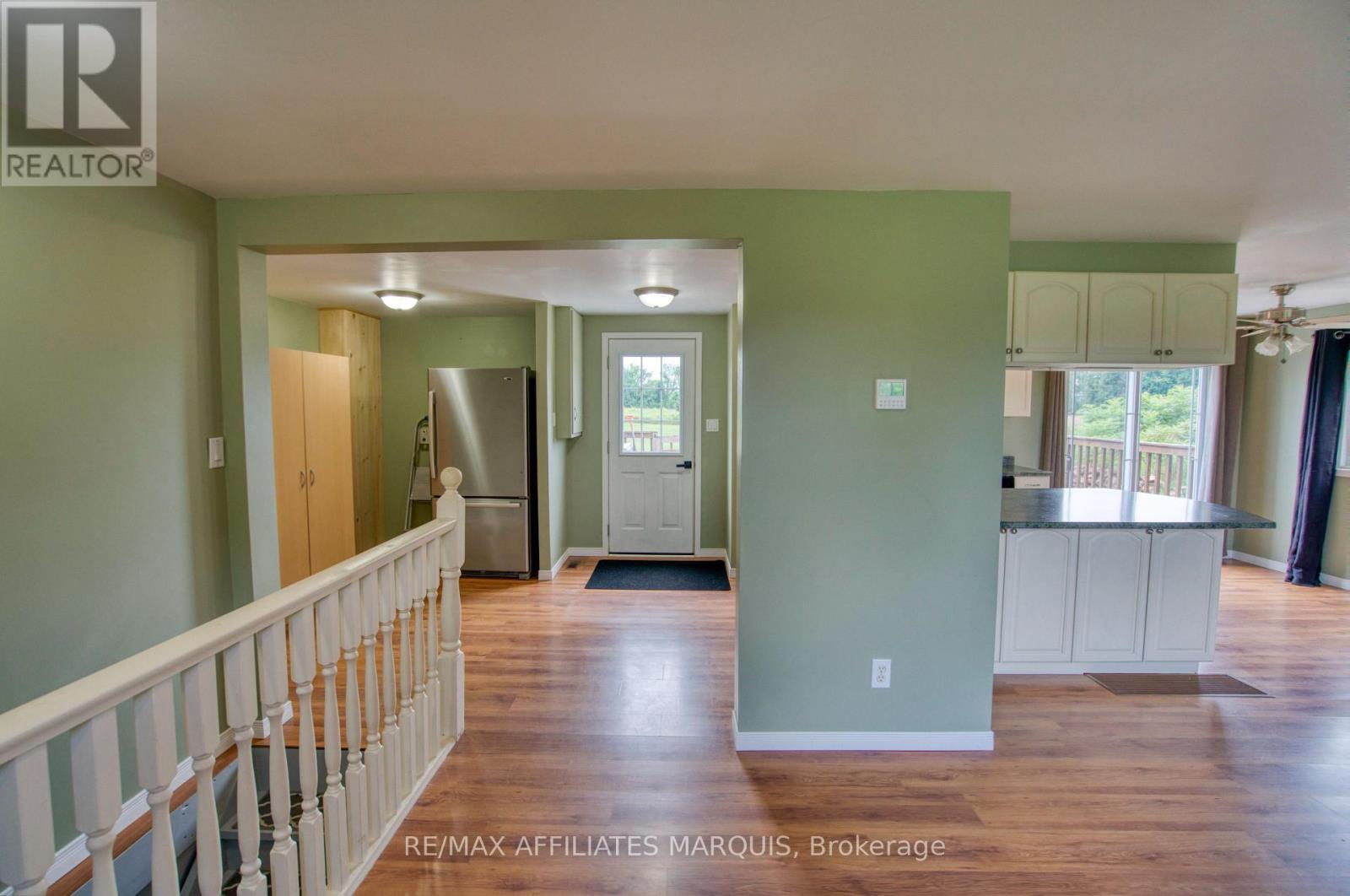 3826 Big Rideau Lake Road, Rideau Lakes, ON - Indoor