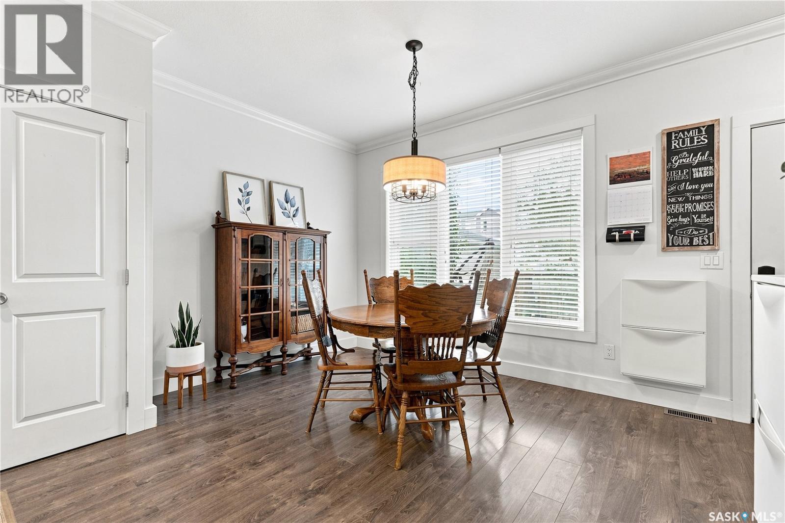 431 Eaton Lane, Saskatoon, SK - Indoor Photo Showing Dining Room