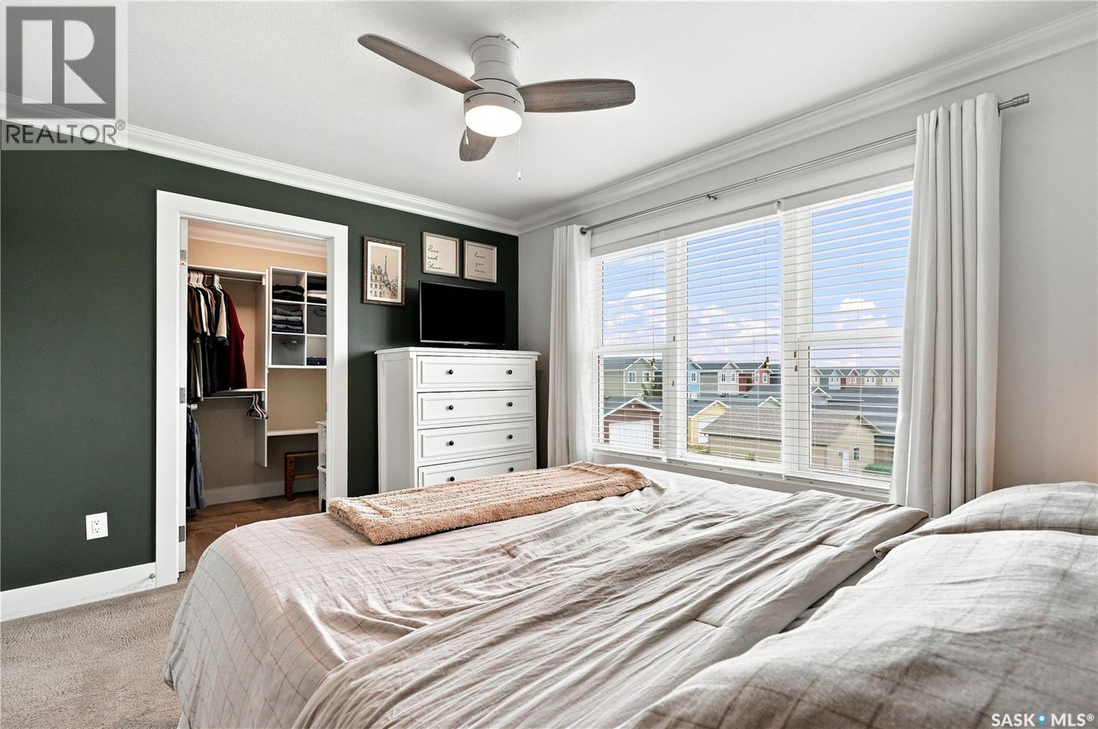 431 Eaton Lane, Saskatoon, SK - Indoor Photo Showing Bedroom