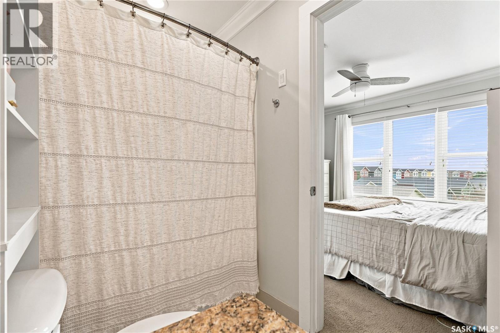 431 Eaton Lane, Saskatoon, SK - Indoor Photo Showing Bathroom