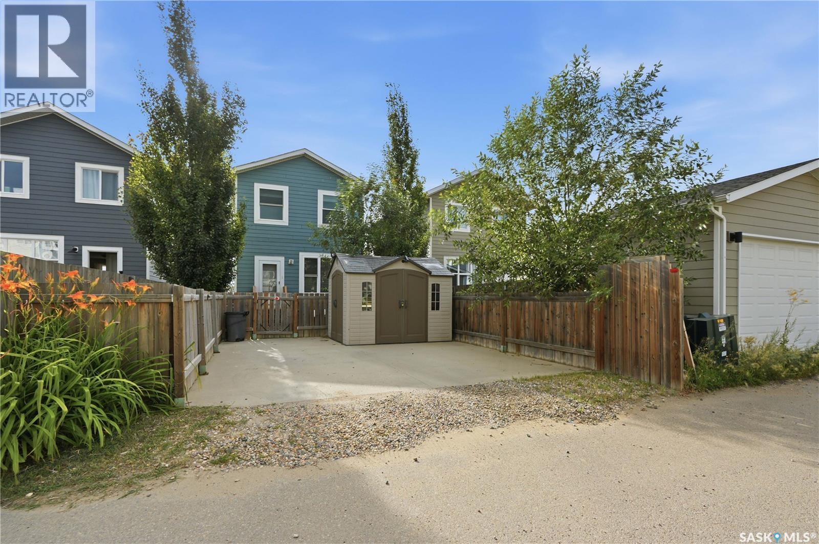 431 Eaton Lane, Saskatoon, SK - Outdoor