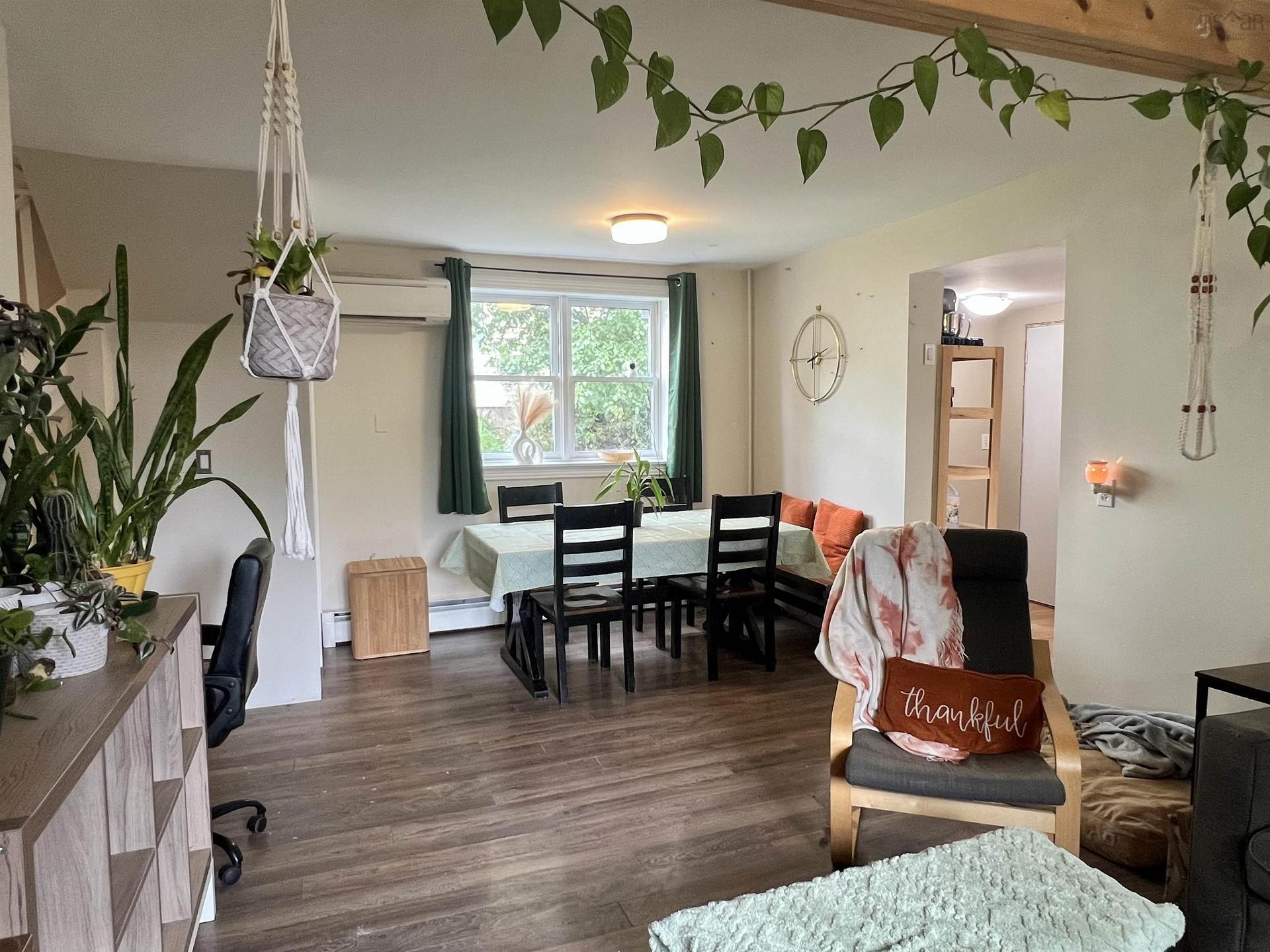 2 Central Avenue, Trenton, NS - Indoor