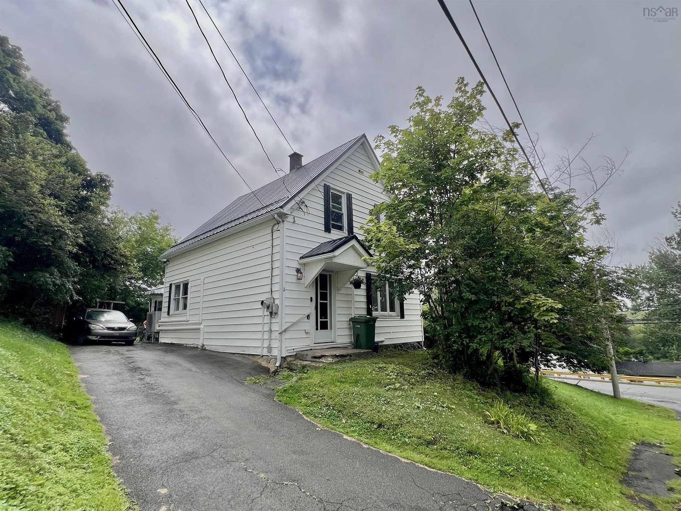 2 Central Avenue, Trenton, NS - Outdoor