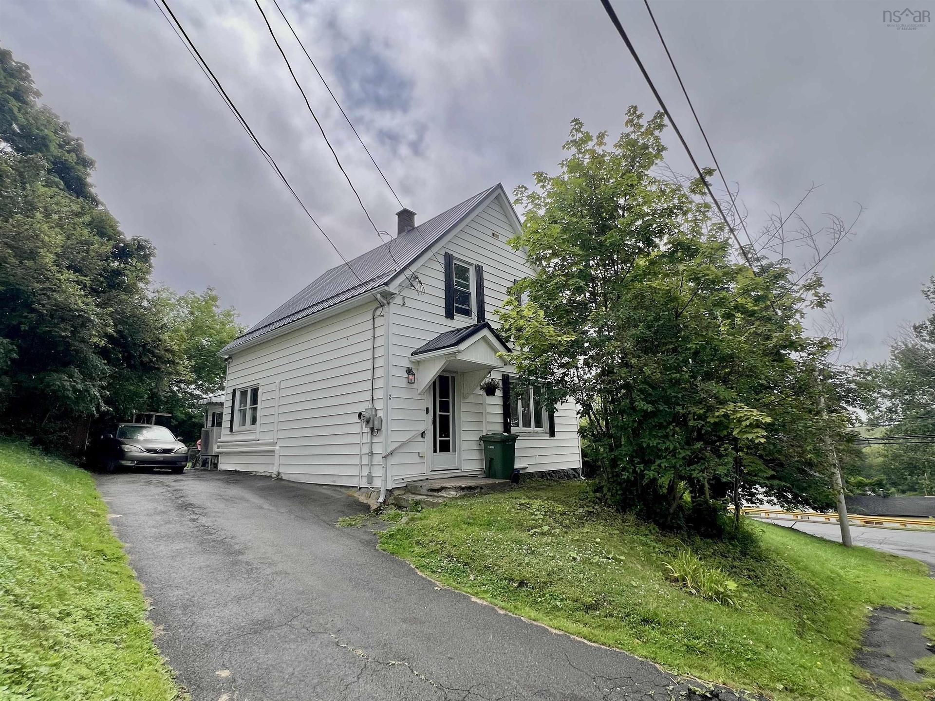 2 Central Avenue, Trenton, NS - Outdoor