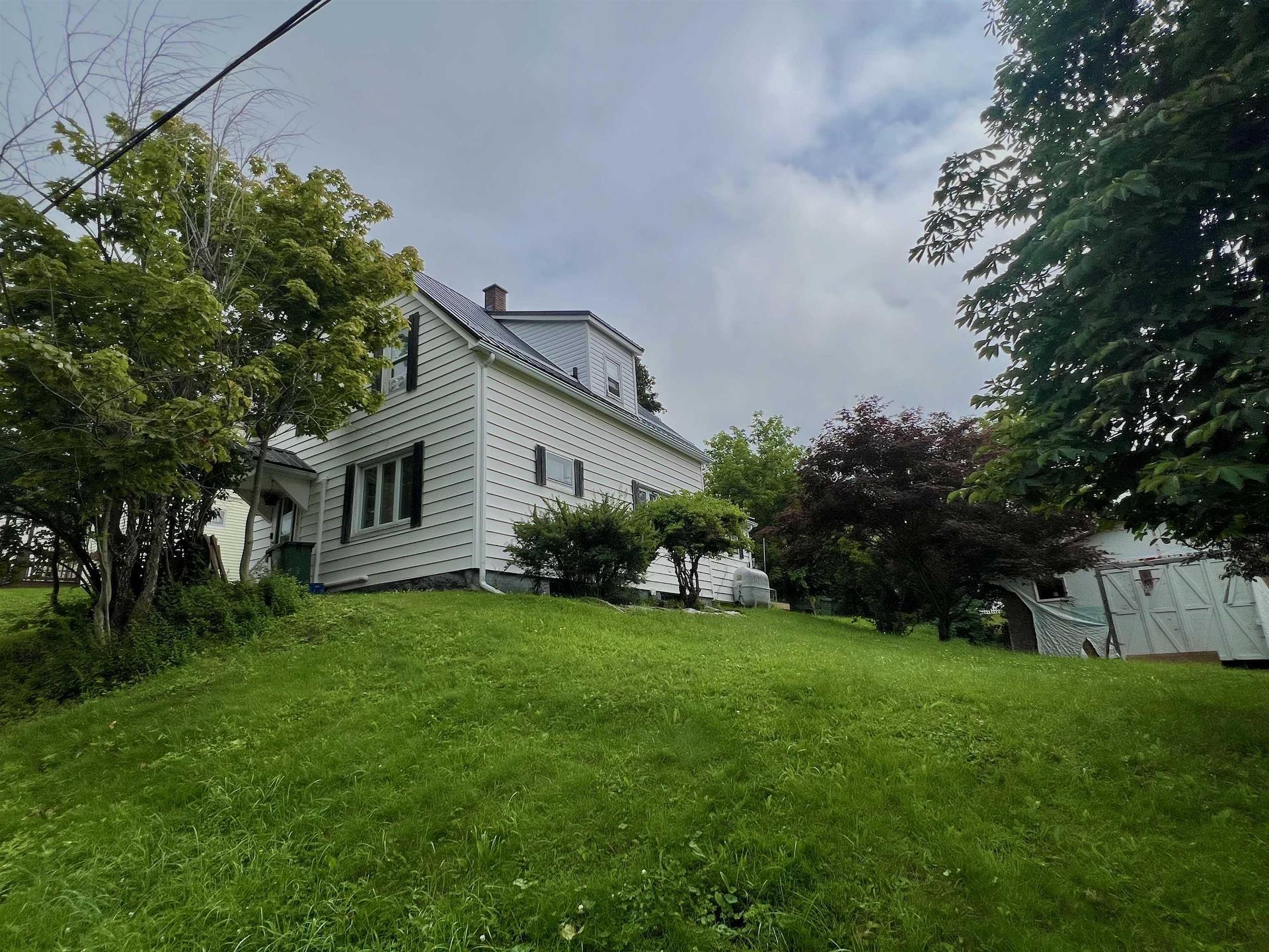 2 Central Avenue, Trenton, NS - Outdoor