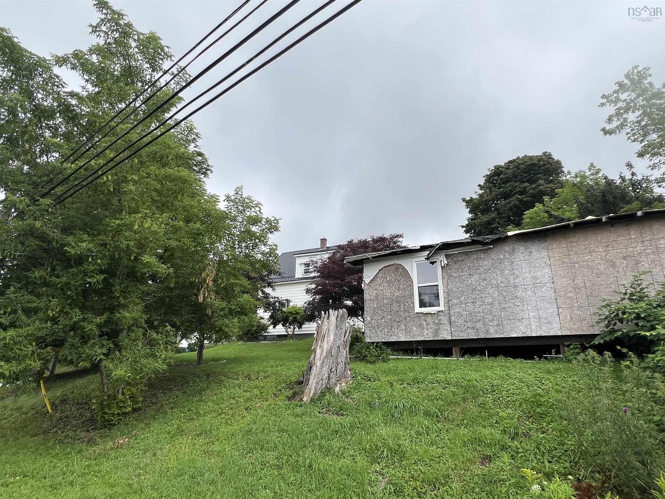 2 Central Avenue, Trenton, NS - Outdoor