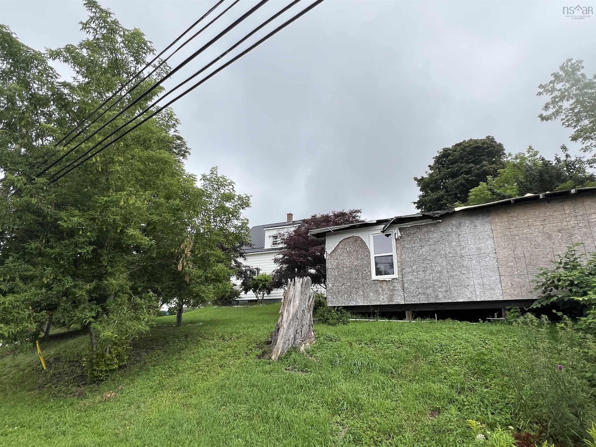 2 Central Avenue, Trenton, NS - Outdoor