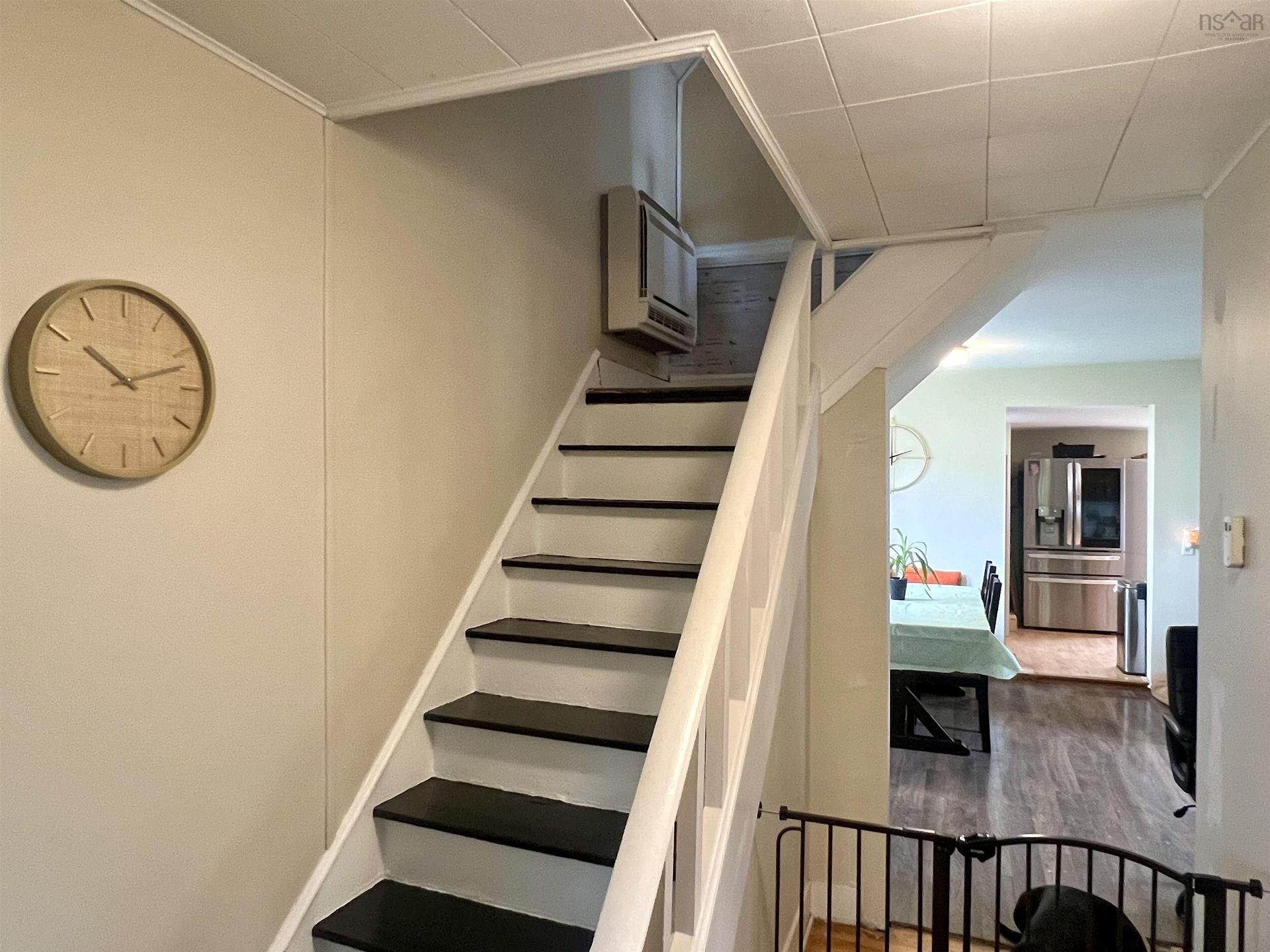 2 Central Avenue, Trenton, NS - Indoor Photo Showing Other Room
