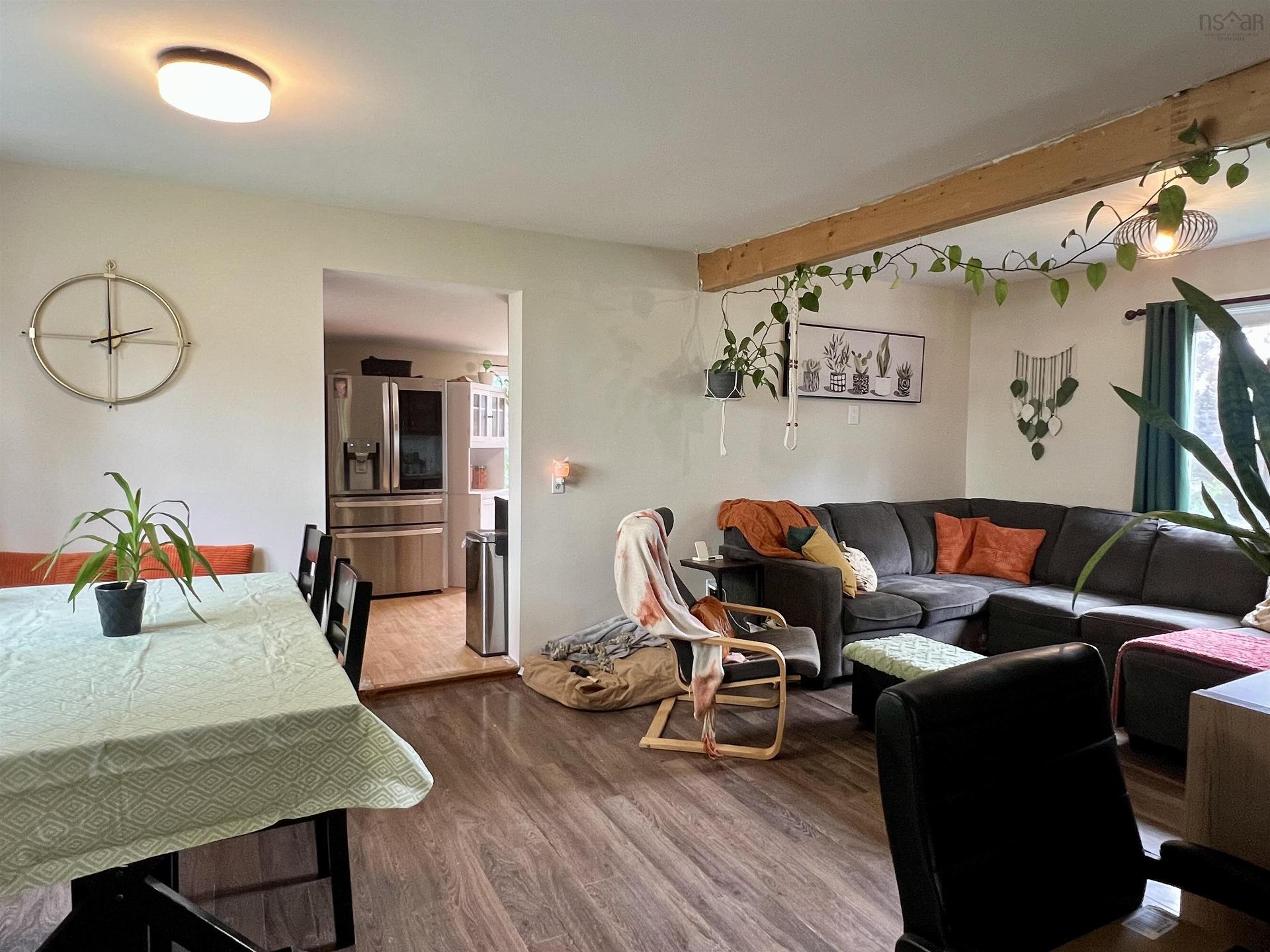 2 Central Avenue, Trenton, NS - Indoor
