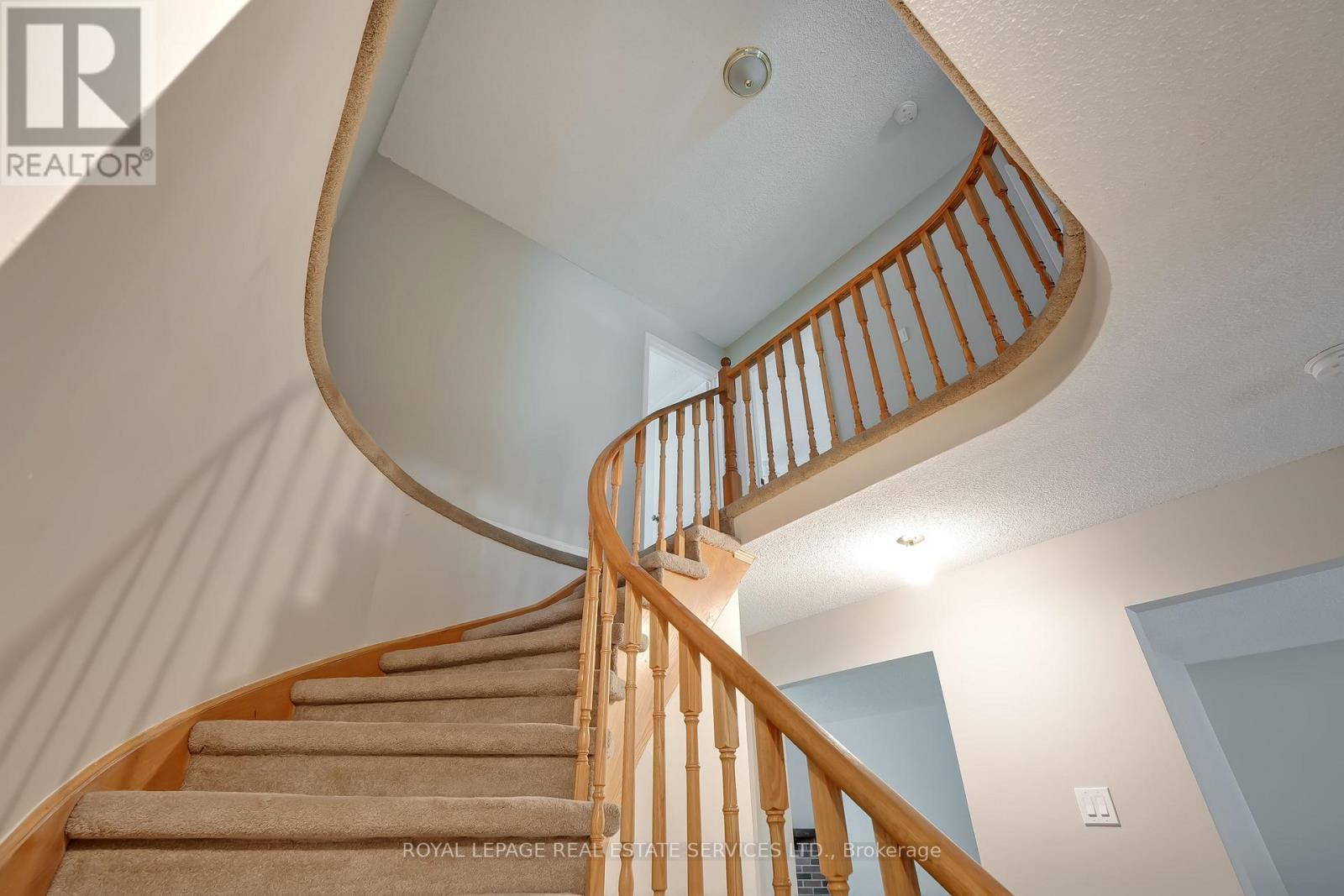 265 Mississaga Street, Oakville, ON - Indoor Photo Showing Other Room