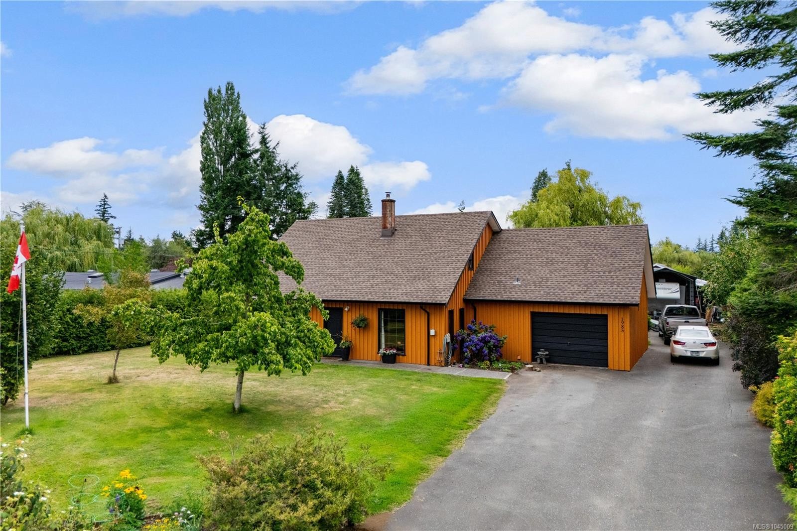 1985 Willis Rd, Campbell River, BC