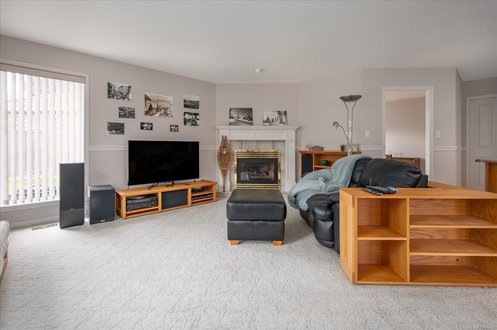 828 Devon Pl, Qualicum Beach, BC