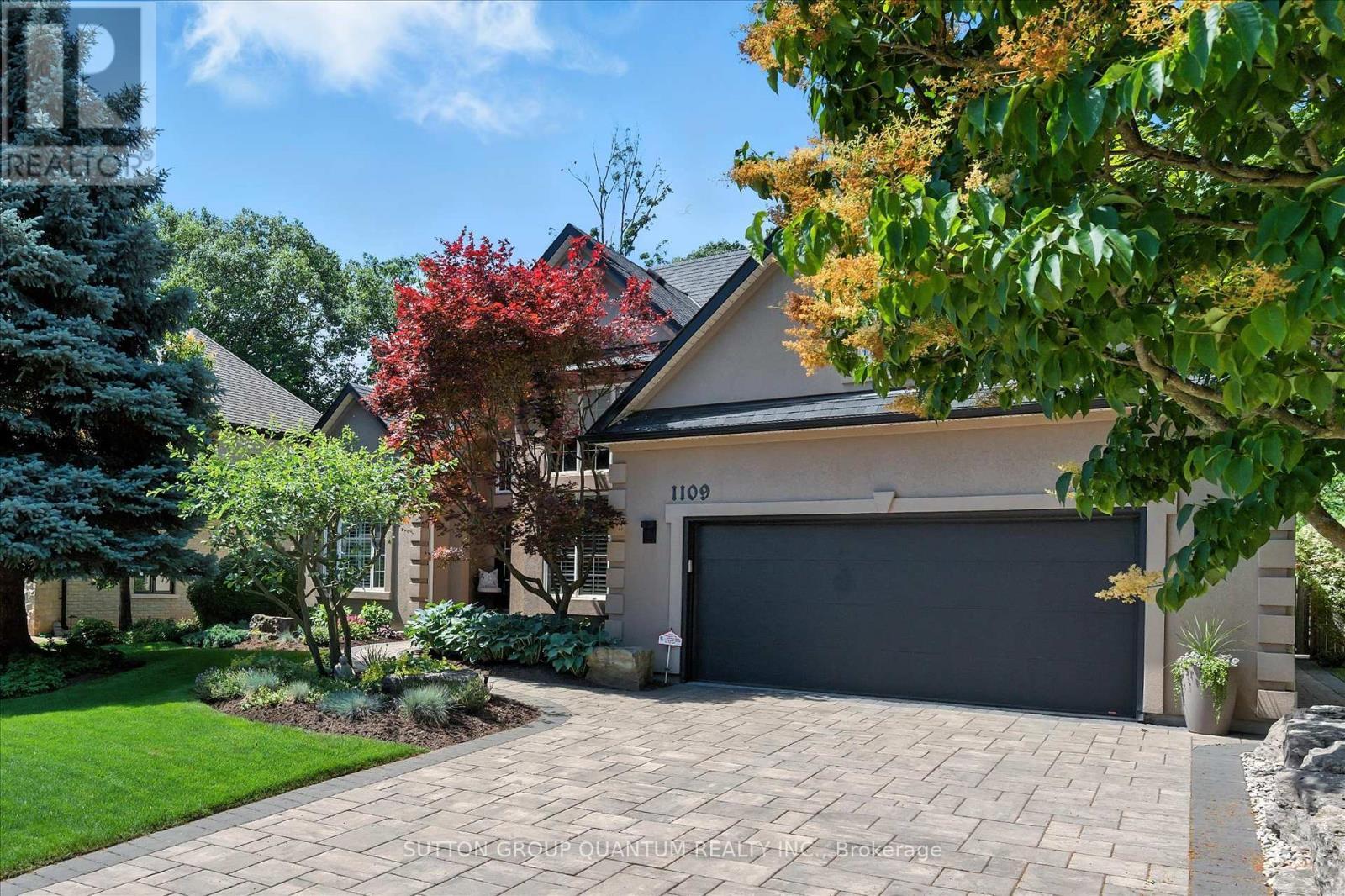 1109 Forestvale Drive, Burlington, ON - Outdoor