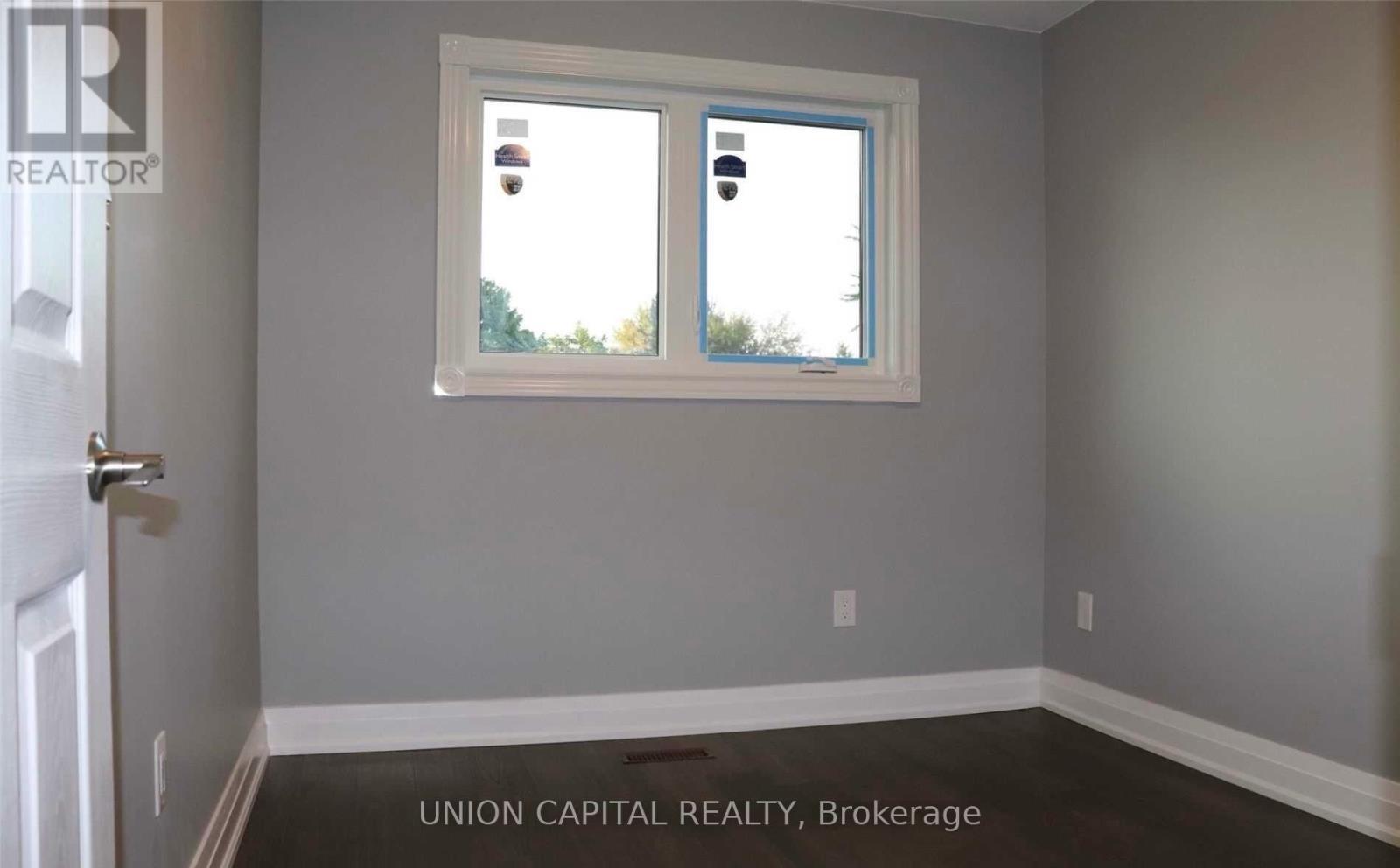 3210 Fairfox Crescent, Mississauga, ON - Indoor Photo Showing Other Room