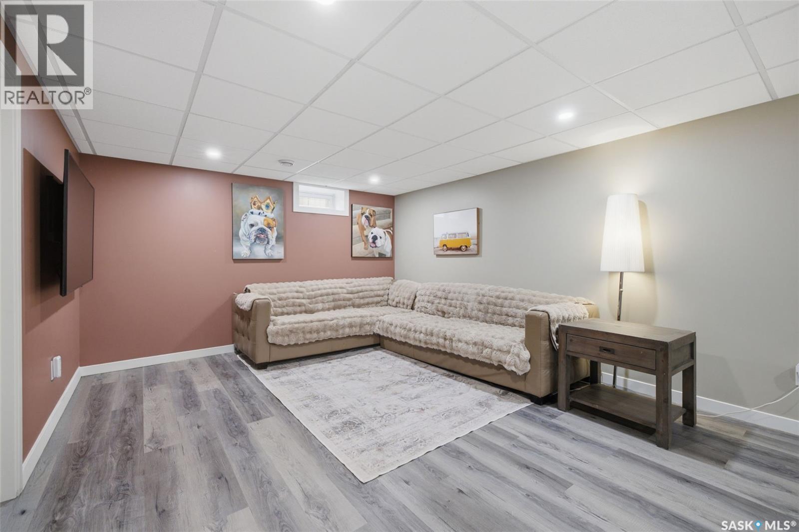 98 Dunsmore Drive, Regina, SK - Indoor