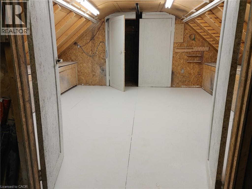 loft above lower workshop - 76 Brentwood Avenue, Kitchener, ON - Indoor Photo Showing Other Room