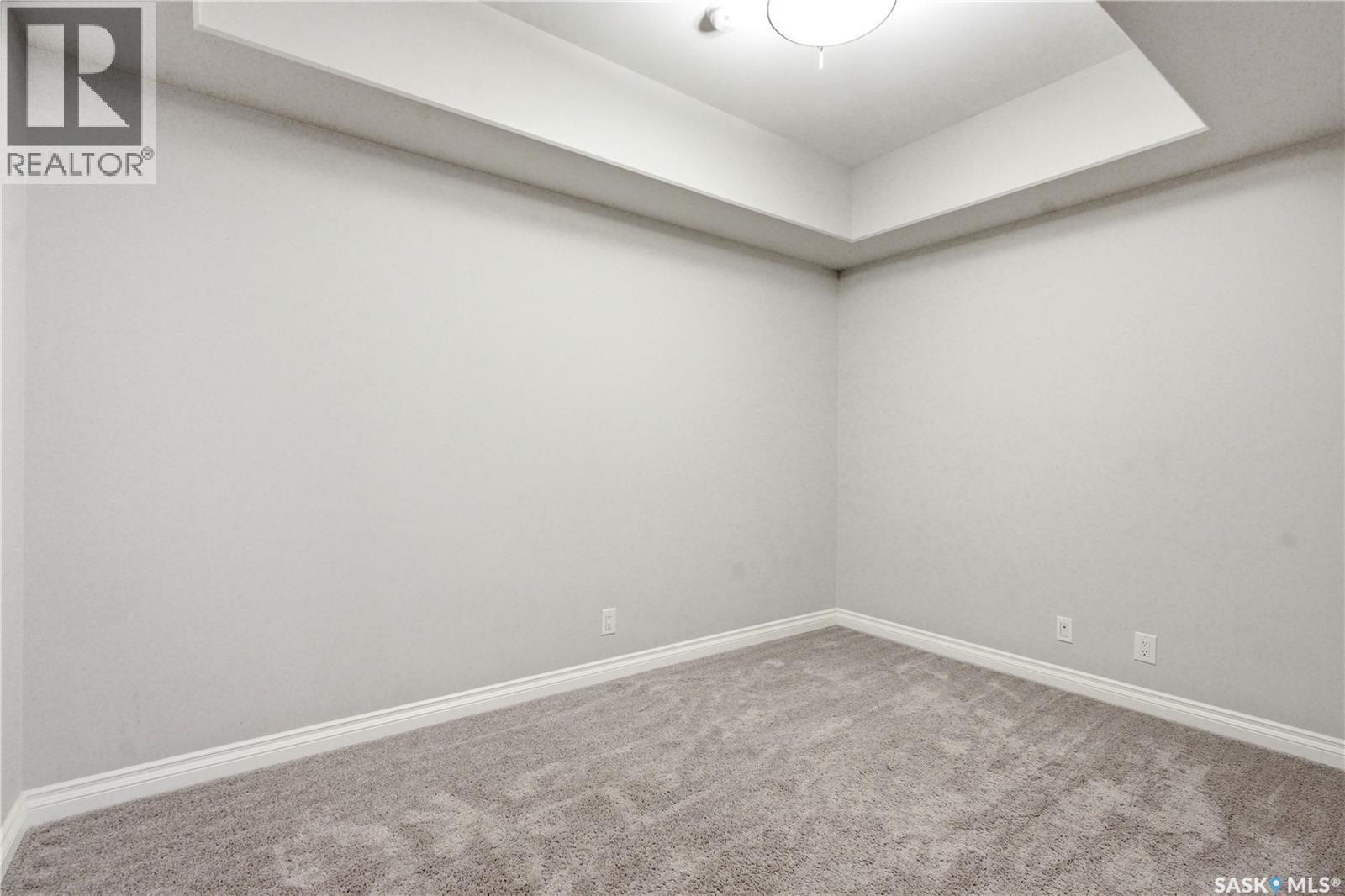 213 412 Willowgrove Square, Saskatoon, SK - Indoor Photo Showing Other Room