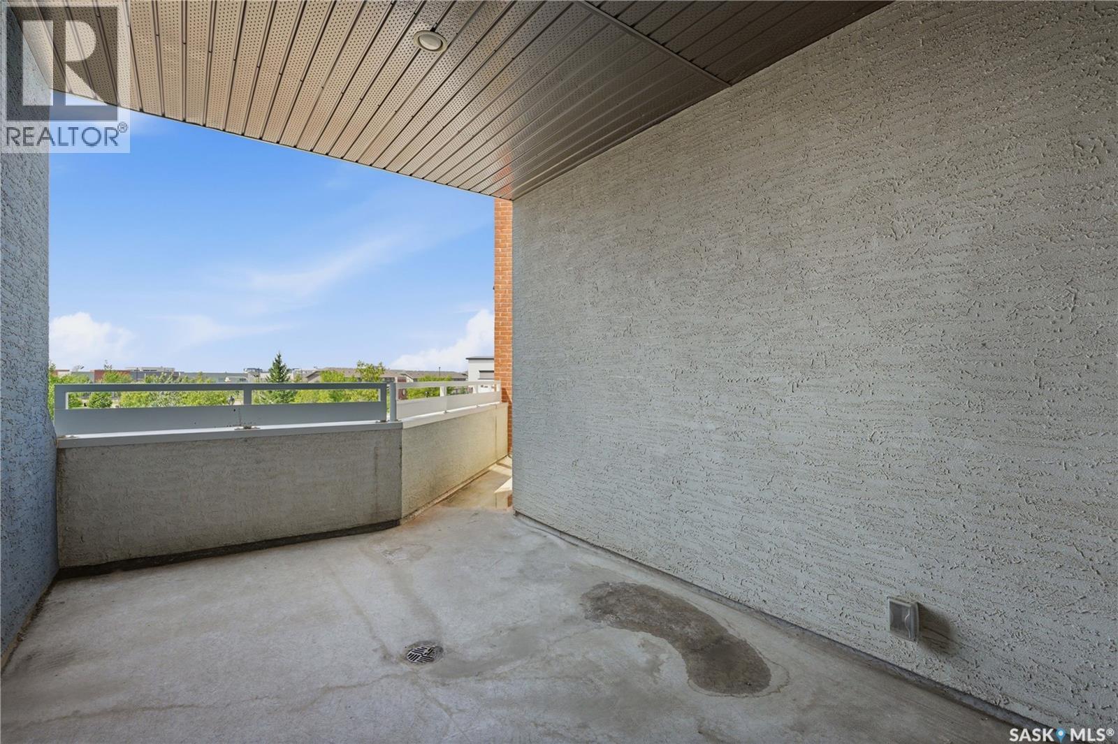 213 412 Willowgrove Square, Saskatoon, SK - Outdoor