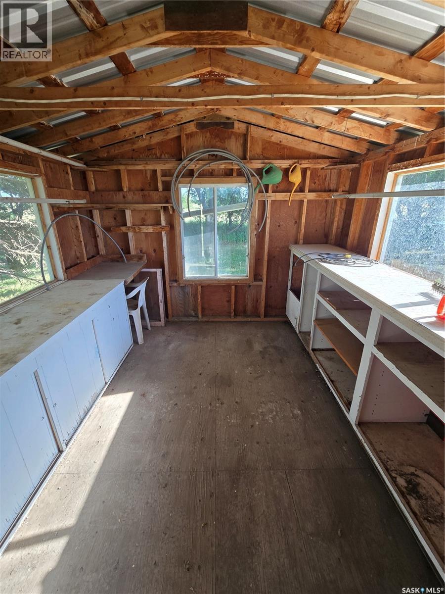 Mccormick Acreage, Weyburn Rm No. 67, SK - Indoor