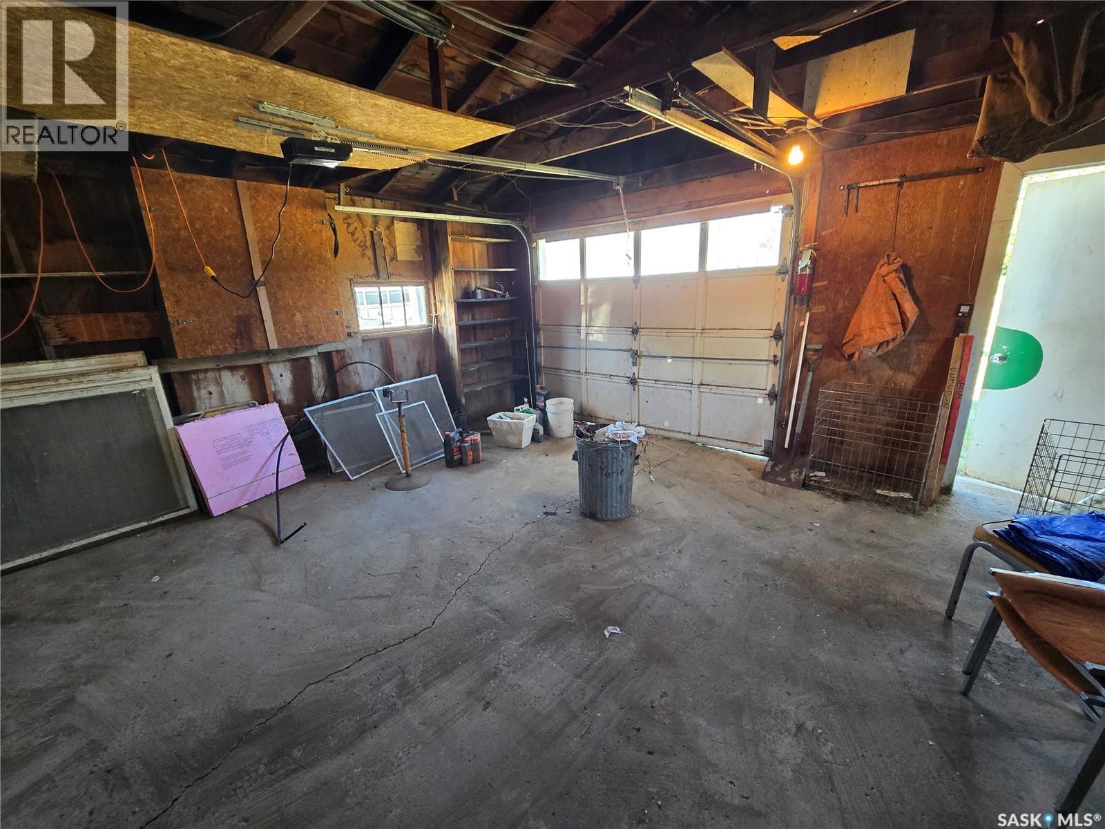 Mccormick Acreage, Weyburn Rm No. 67, SK - Indoor Photo Showing Basement