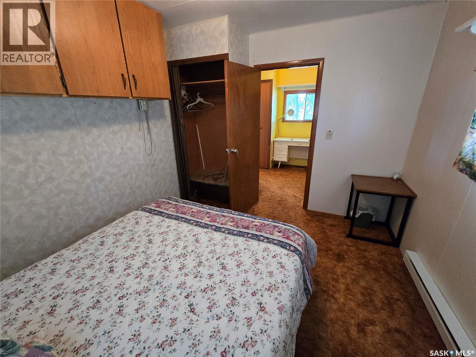Mccormick Acreage, Weyburn Rm No. 67, SK - Indoor Photo Showing Bedroom